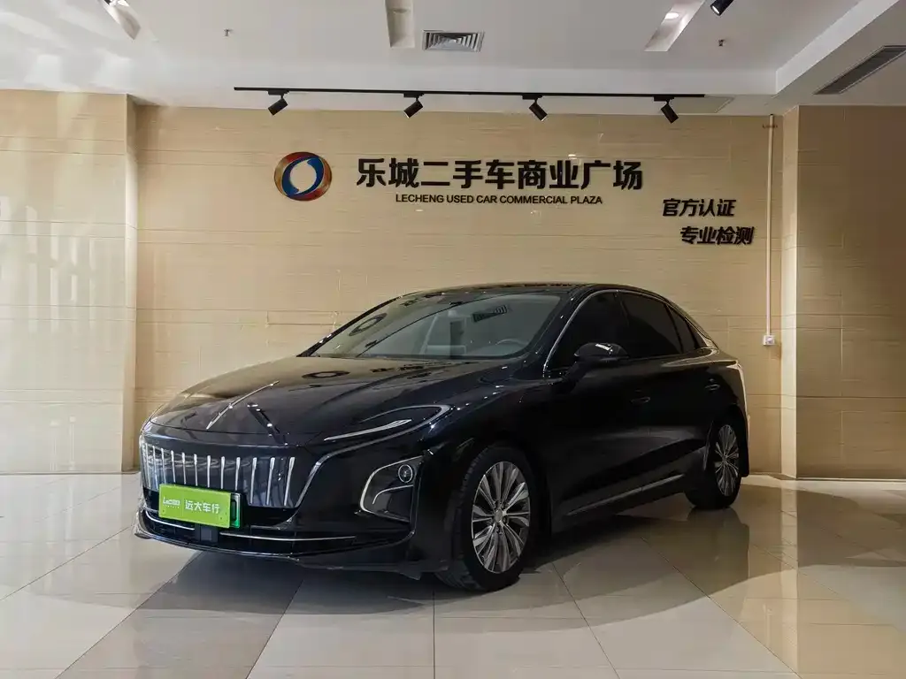 Hongqi E-QM5 2024 из CN, фото 1