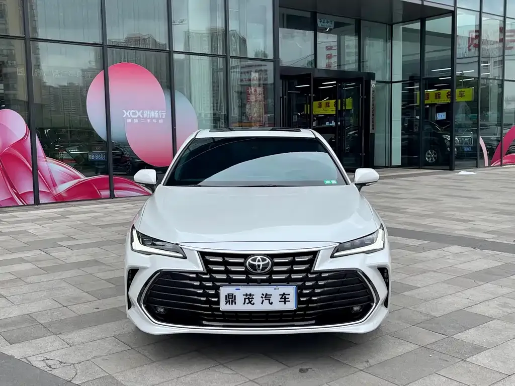 Toyota Avalon 2023 из CN, фото 10