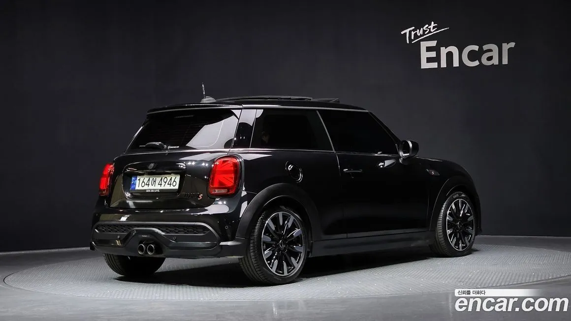 Mini Cooper 2023 из KR, фото 2