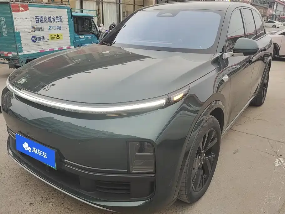 Li Auto L8 2022 из CN, фото 1