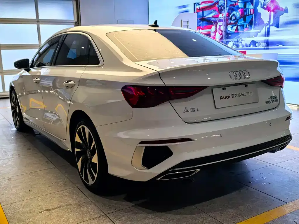 Audi A3 — фото 7