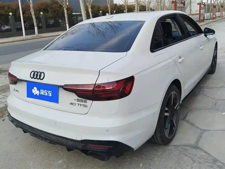 Audi A4L 2023 из CN, фото 8