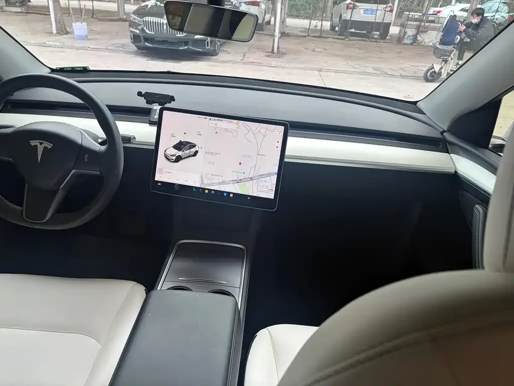 Tesla Model Y 2021 из CN, фото 10