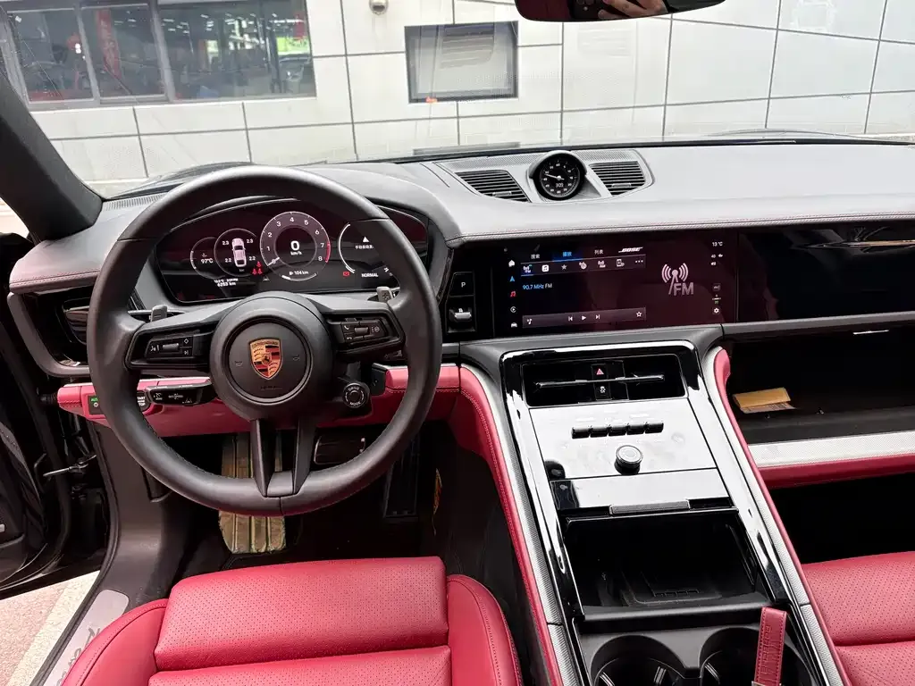 Porsche Panamera 2024 из CN, фото 8