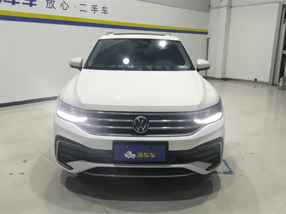 Volkswagen Tiguan L 2022 из CN, фото 3