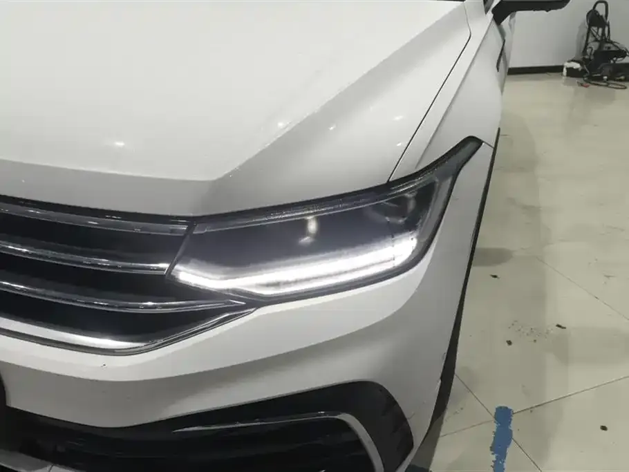 Volkswagen Tiguan L 2022 из CN, фото 5