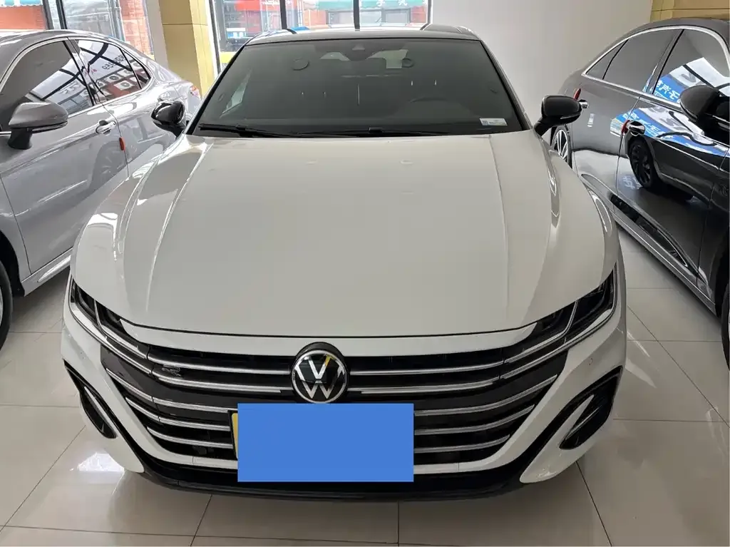 Volkswagen CC 2022 из CN, фото 2