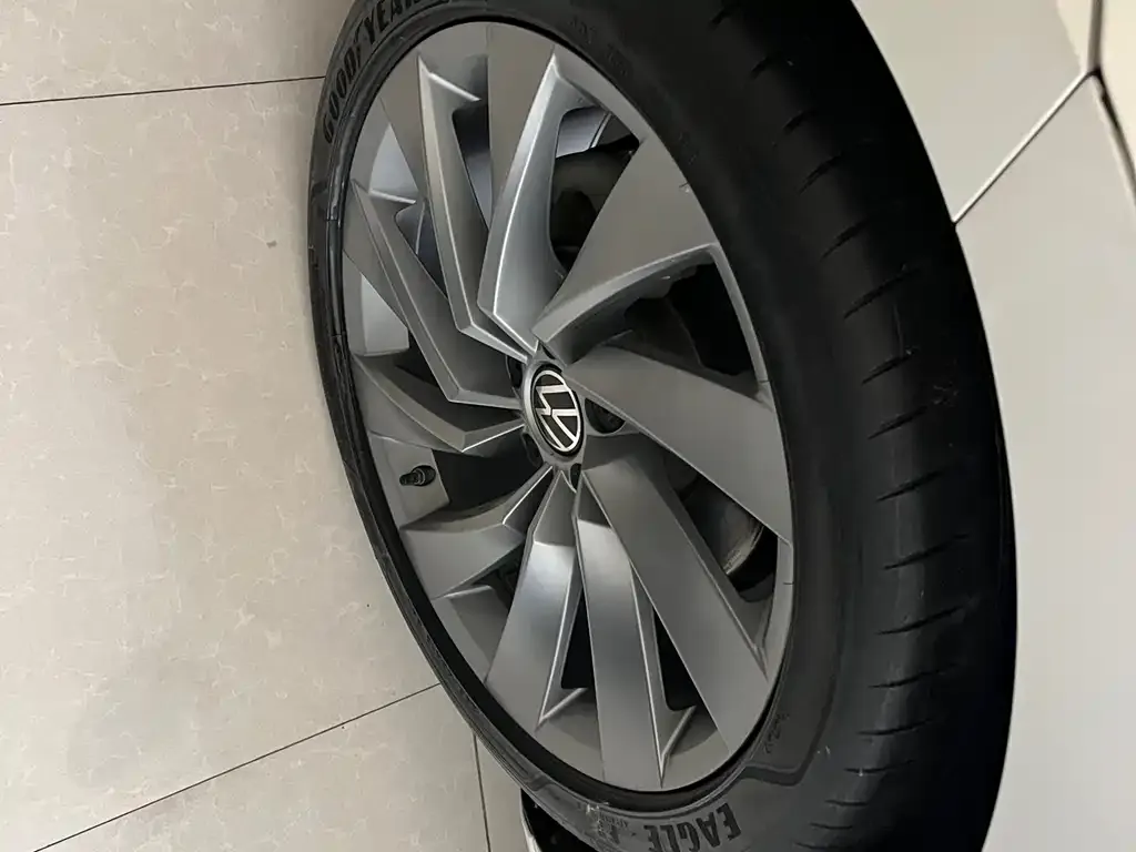 Volkswagen CC 2022 из CN, фото 7