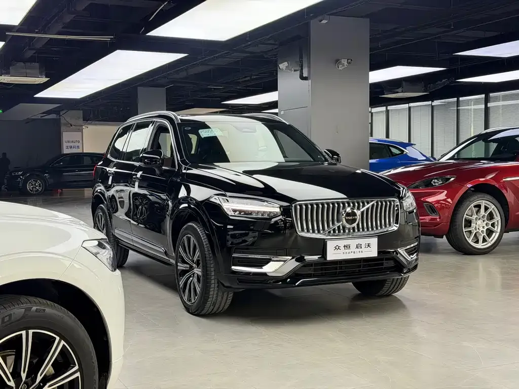 Volvo XC90 2024 из CN, фото 7