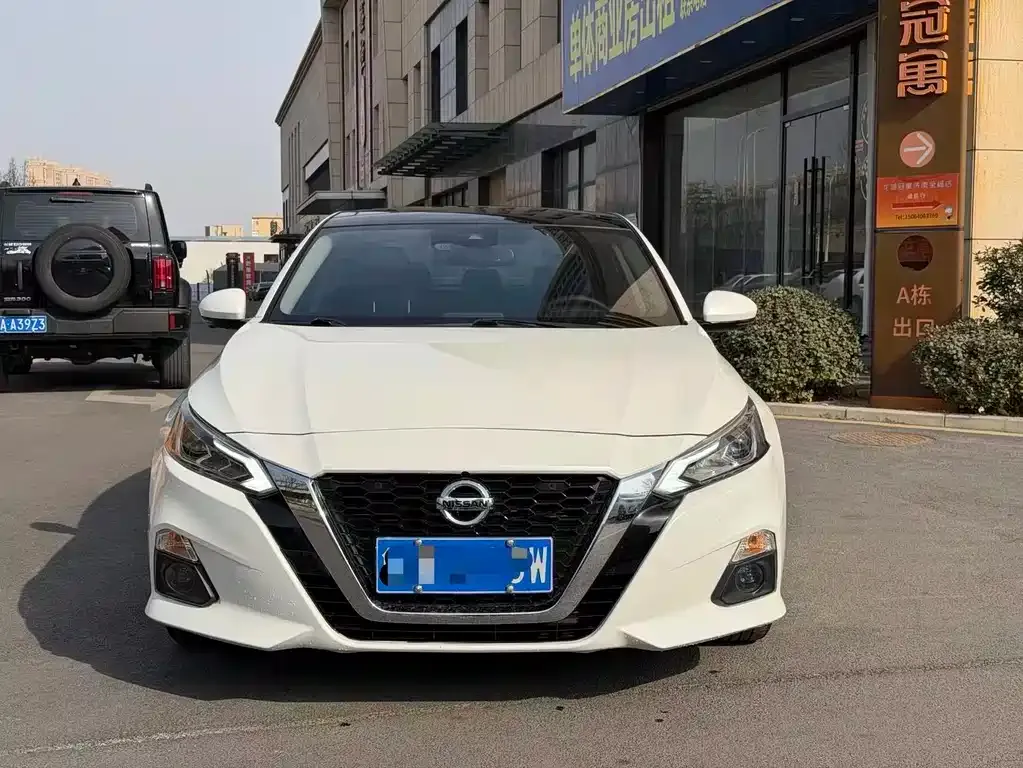 Nissan Teana — фото 2