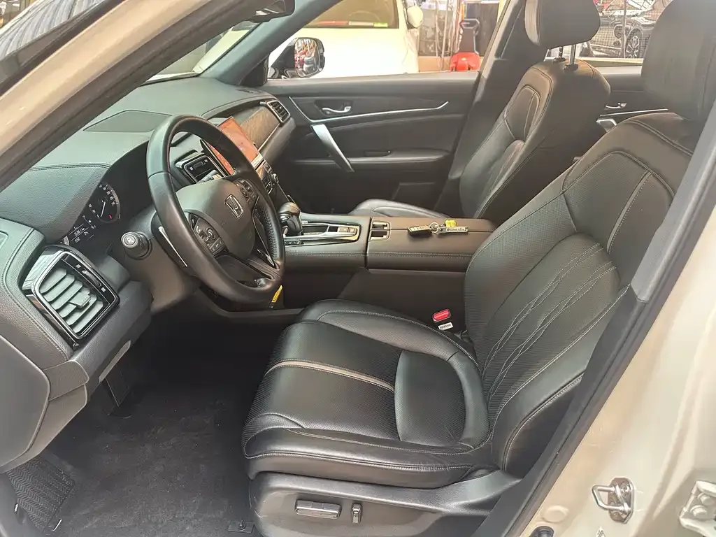 Honda UR-V 2023 из CN, фото 10
