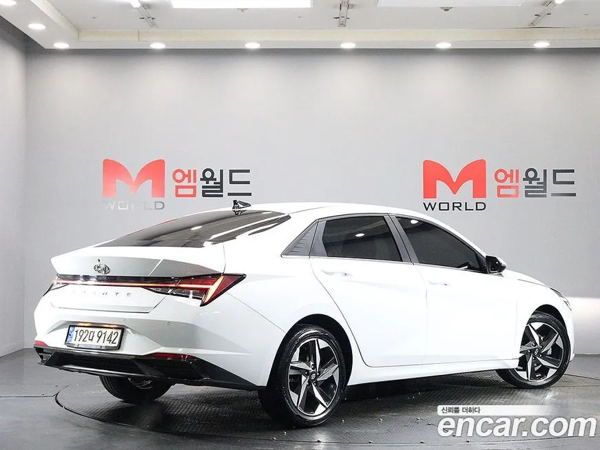 Hyundai AVANTE — фото 5