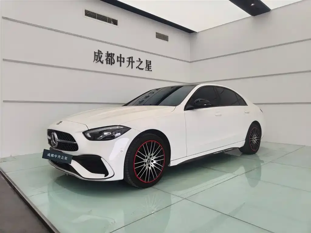 Mercedes-Benz C-Class — фото 1