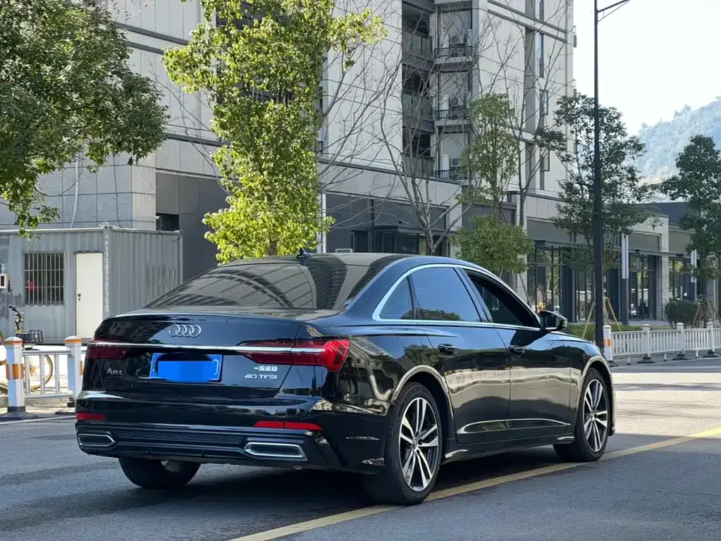 Audi A6L 2021 из CN, фото 7