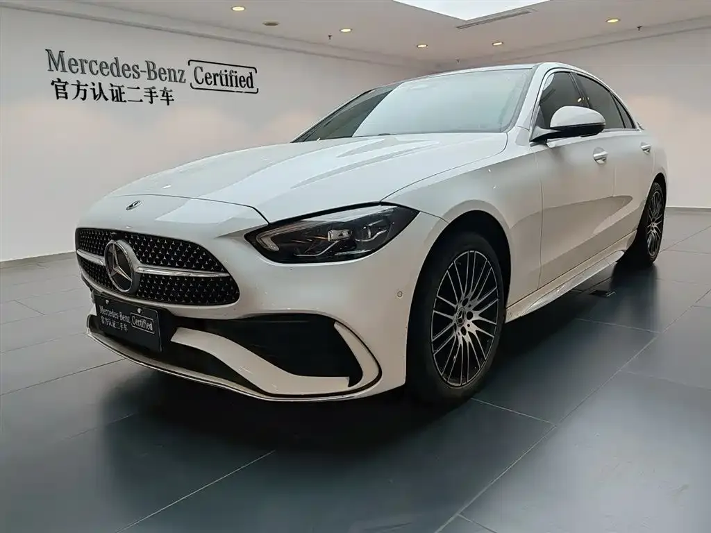 Mercedes-Benz C-Class — фото 1