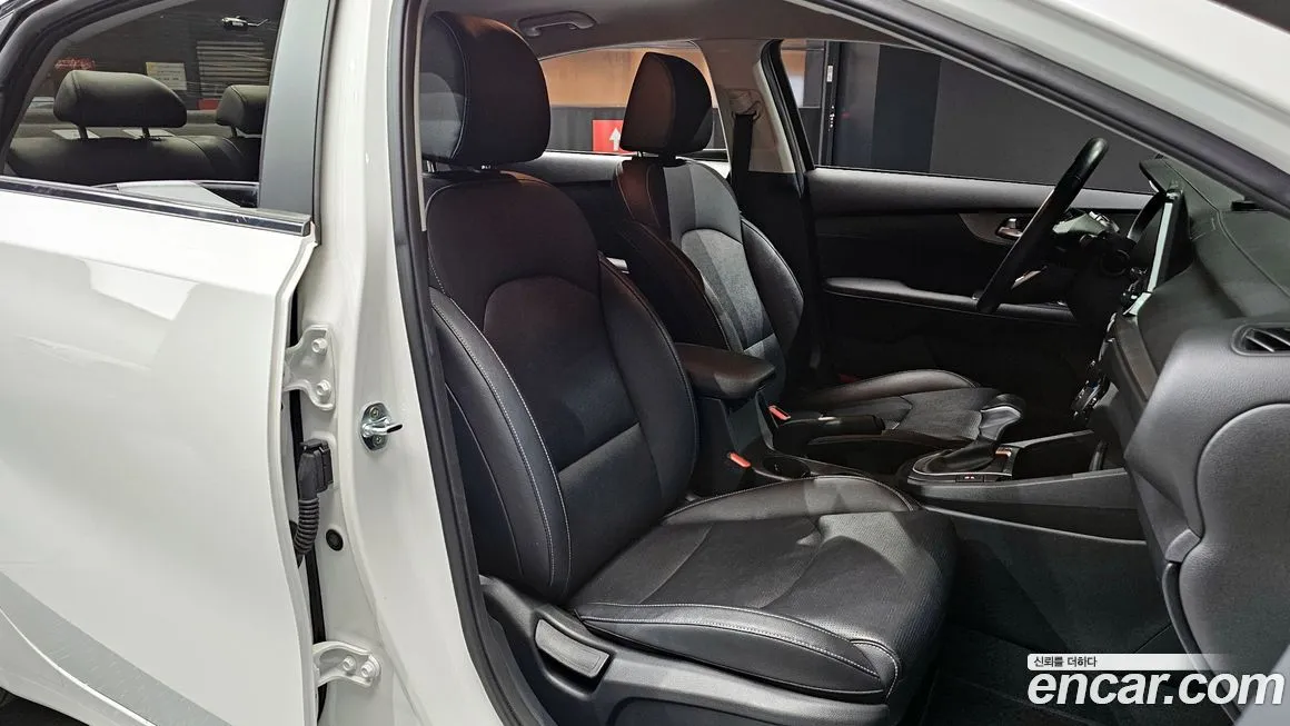 Kia K3 2021 из KR, фото 8
