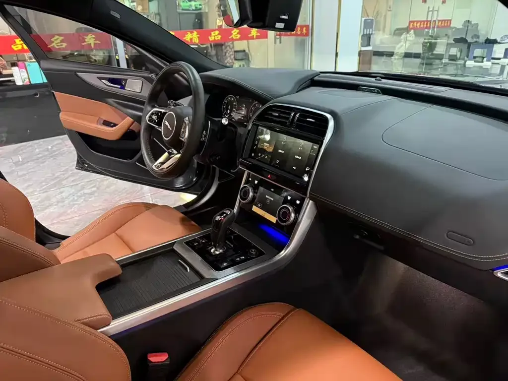 Jaguar XEL 2024 из CN, фото 7