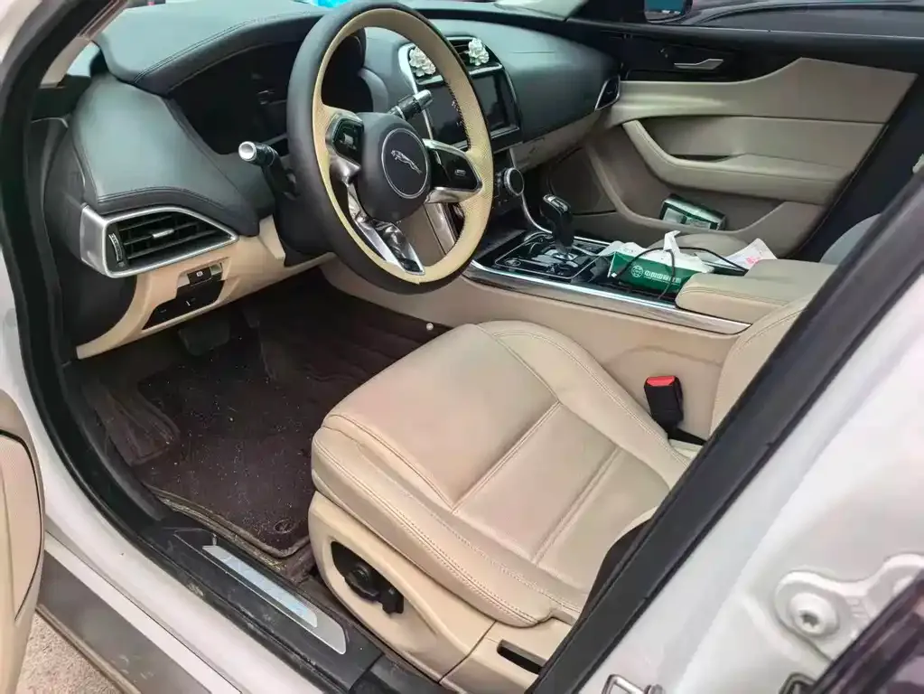 Jaguar XEL 2021 из CN, фото 7