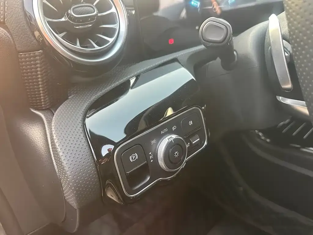 Mercedes-Benz A-Class 2022 из CN, фото 2