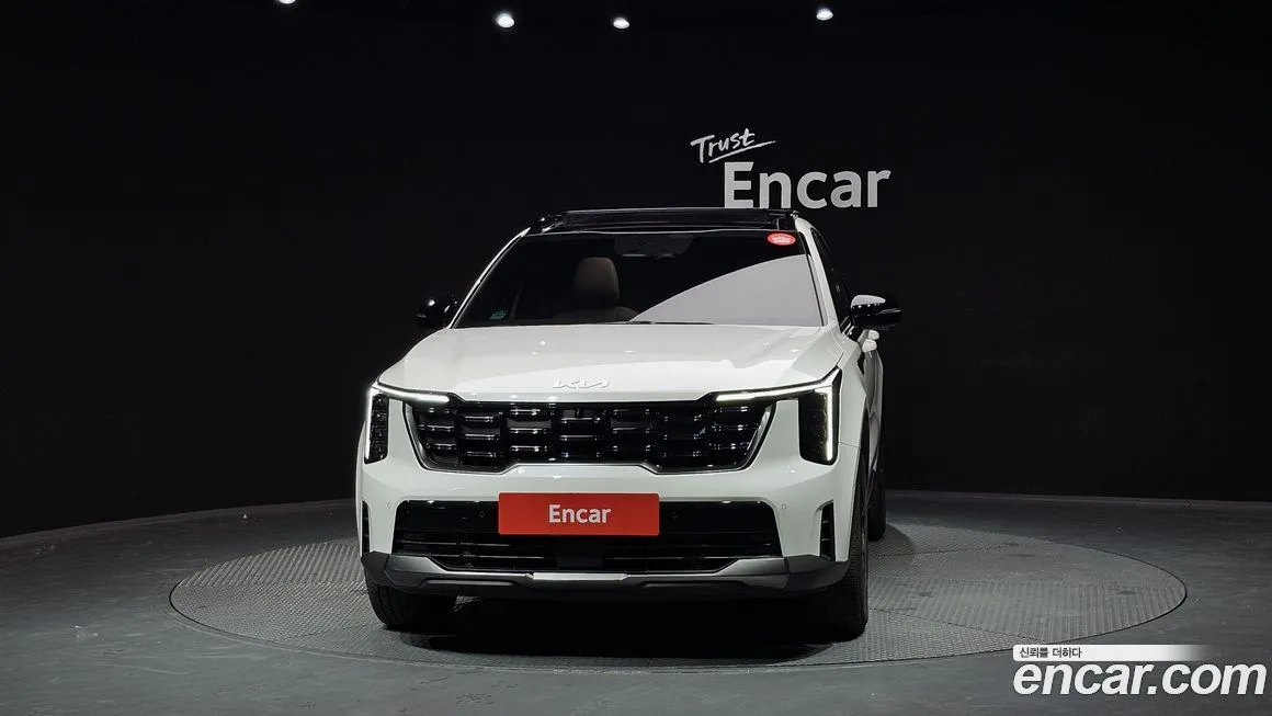 Kia Sorento — фото 5