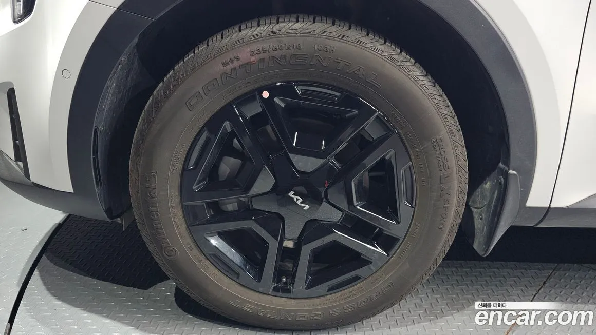 Kia Sorento — фото 10