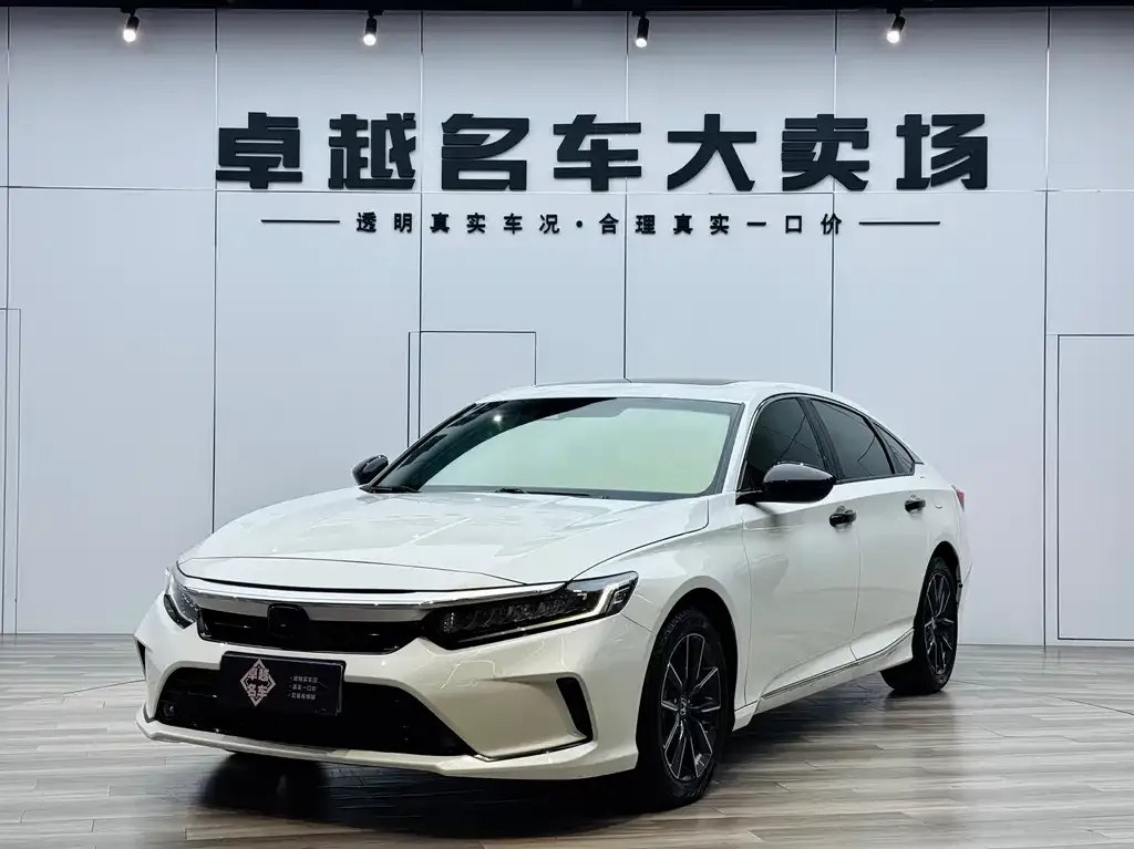 Honda Inspire 2023 из CN, фото 1