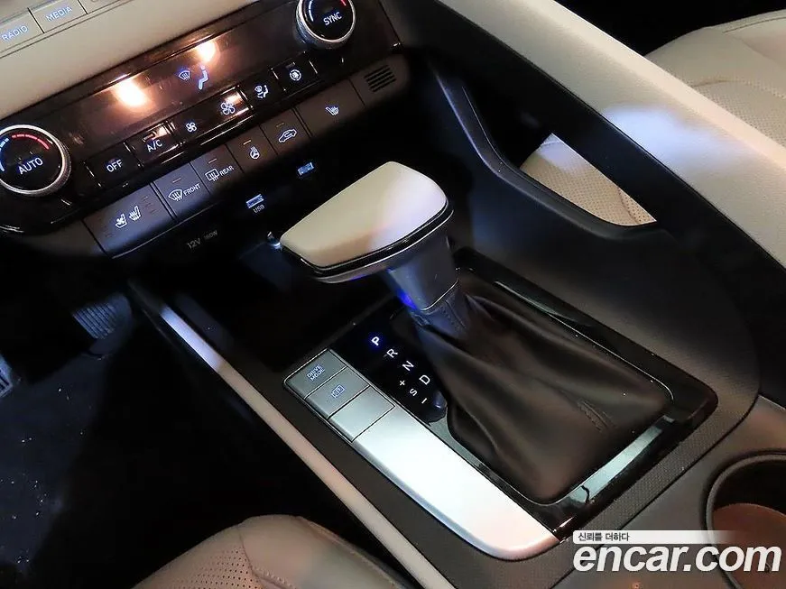 Hyundai AVANTE — фото 9