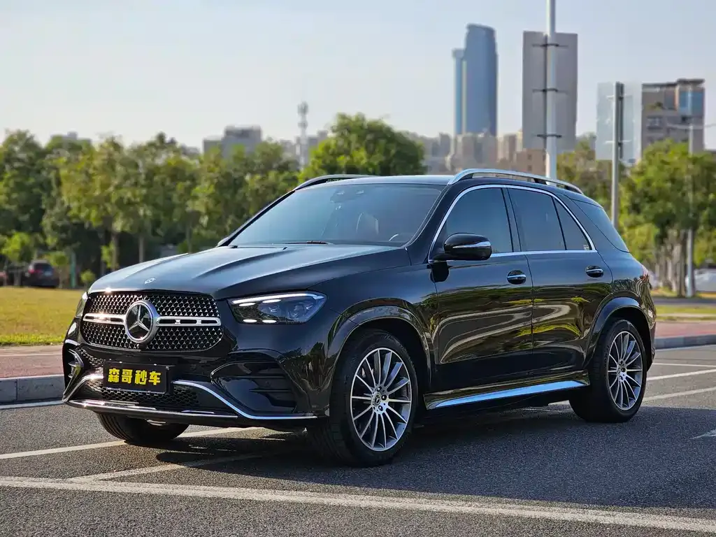 Mercedes-Benz GLE — фото 1