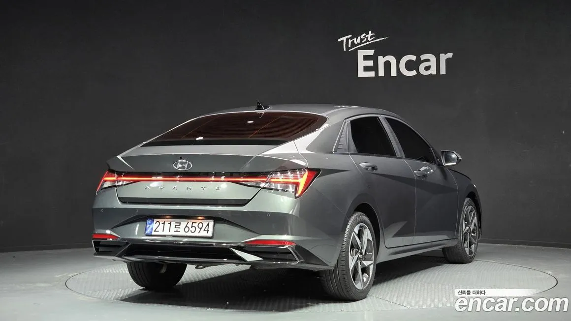 Hyundai AVANTE 2023 из KR, фото 3