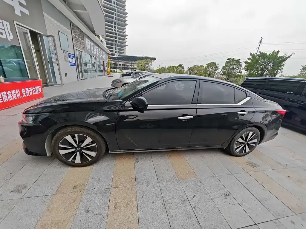Nissan Teana 2022 из CN, фото 5