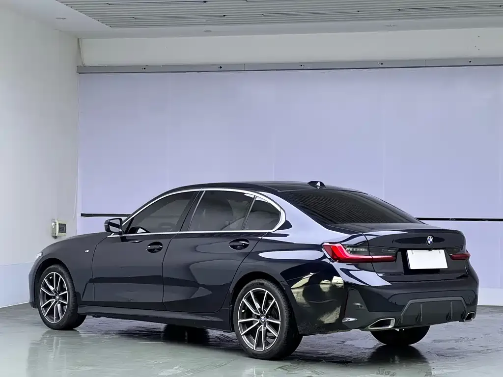 BMW 3 Series 2023 из CN, фото 5