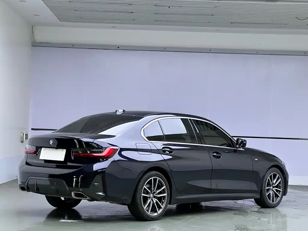 BMW 3 Series 2023 из CN, фото 7
