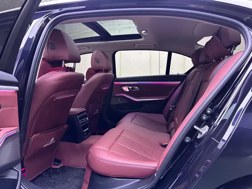 BMW 3 Series 2023 из CN, фото 8