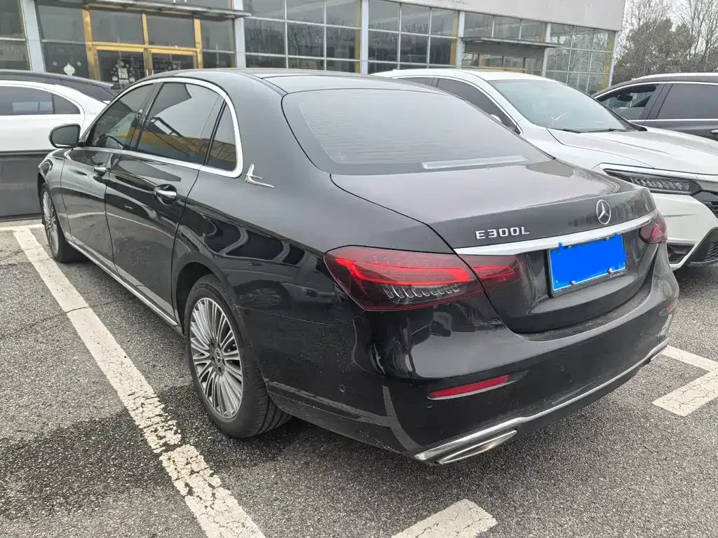 Mercedes-Benz E-Class 2022 из CN, фото 7