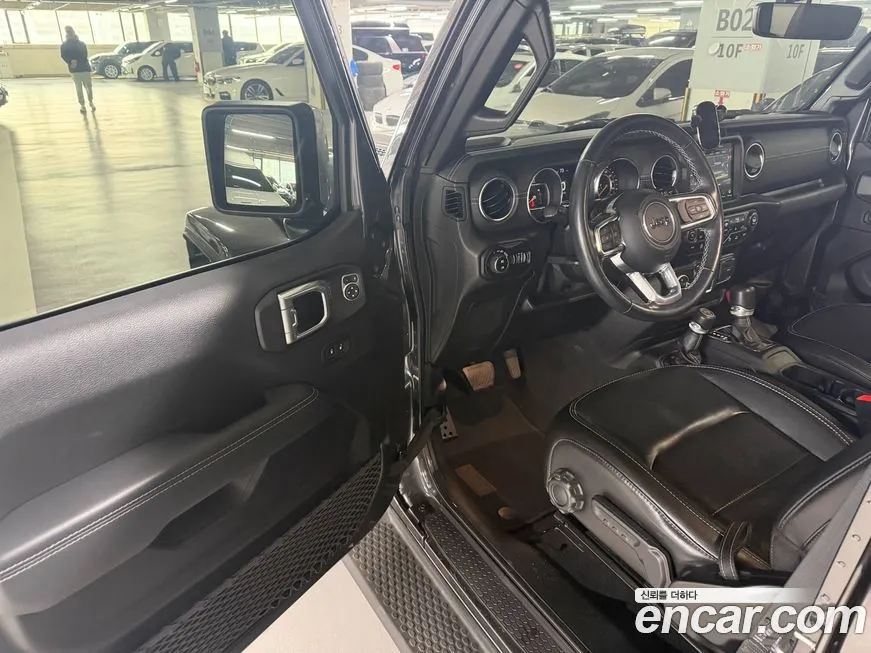 Jeep Wrangler 2021 из KR, фото 4