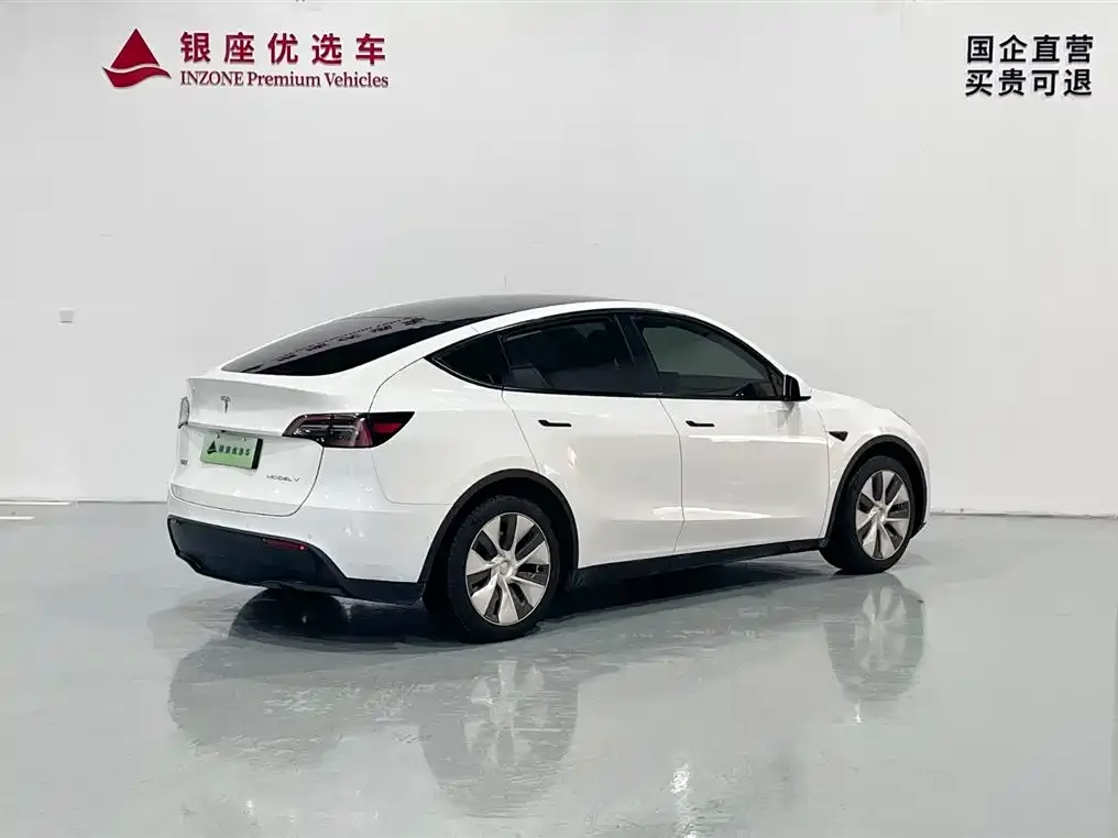 Tesla Model Y 2023 из CN, фото 8