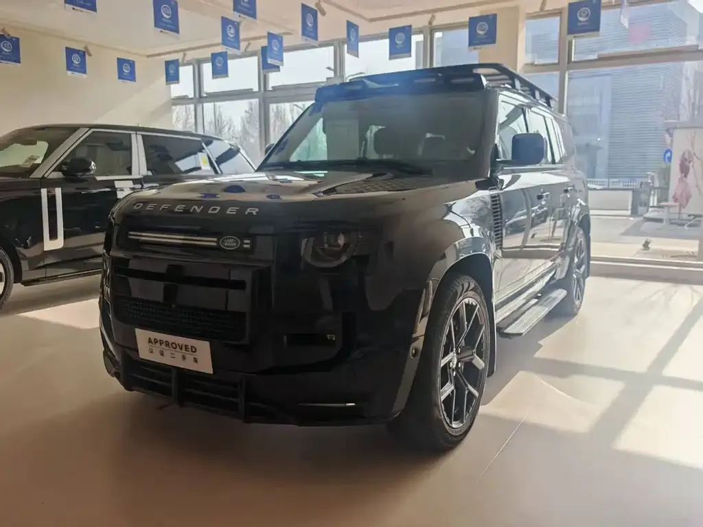 Land Rover Defender 2023 из CN, фото 1