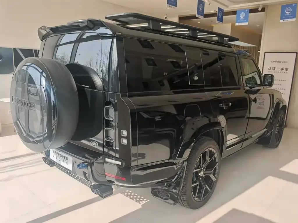 Land Rover Defender 2023 из CN, фото 3