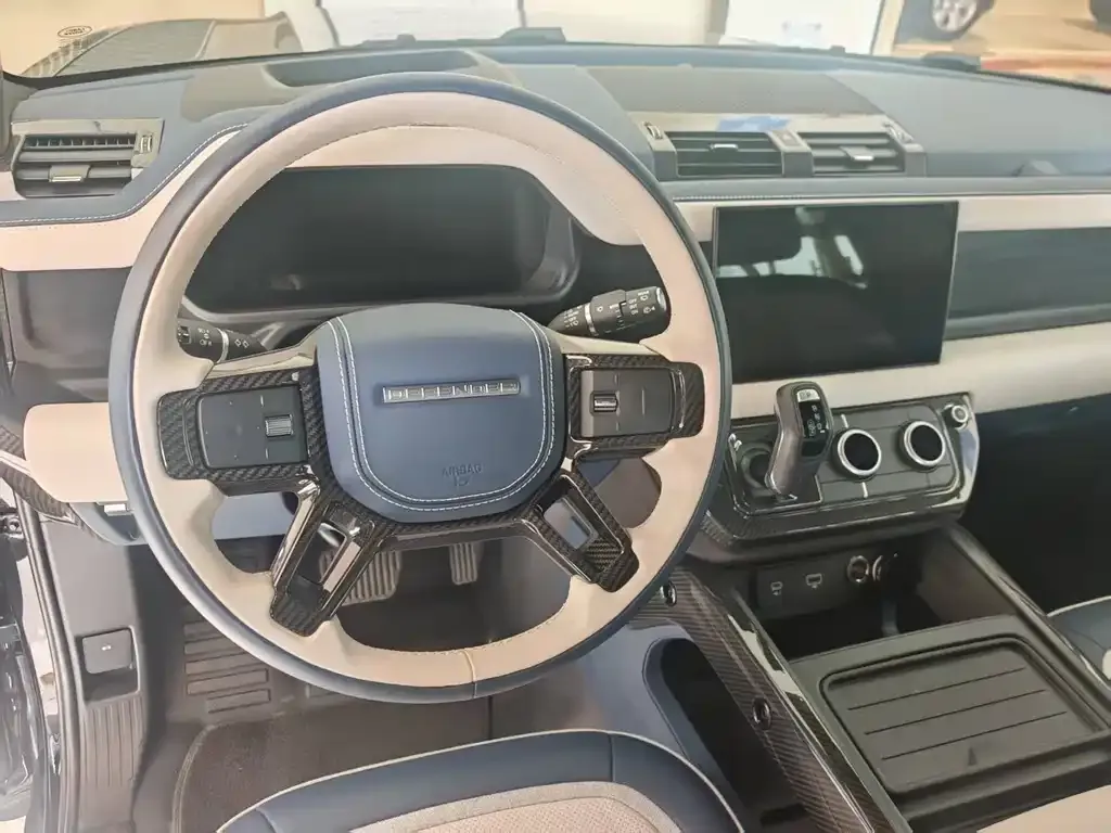 Land Rover Defender 2023 из CN, фото 8
