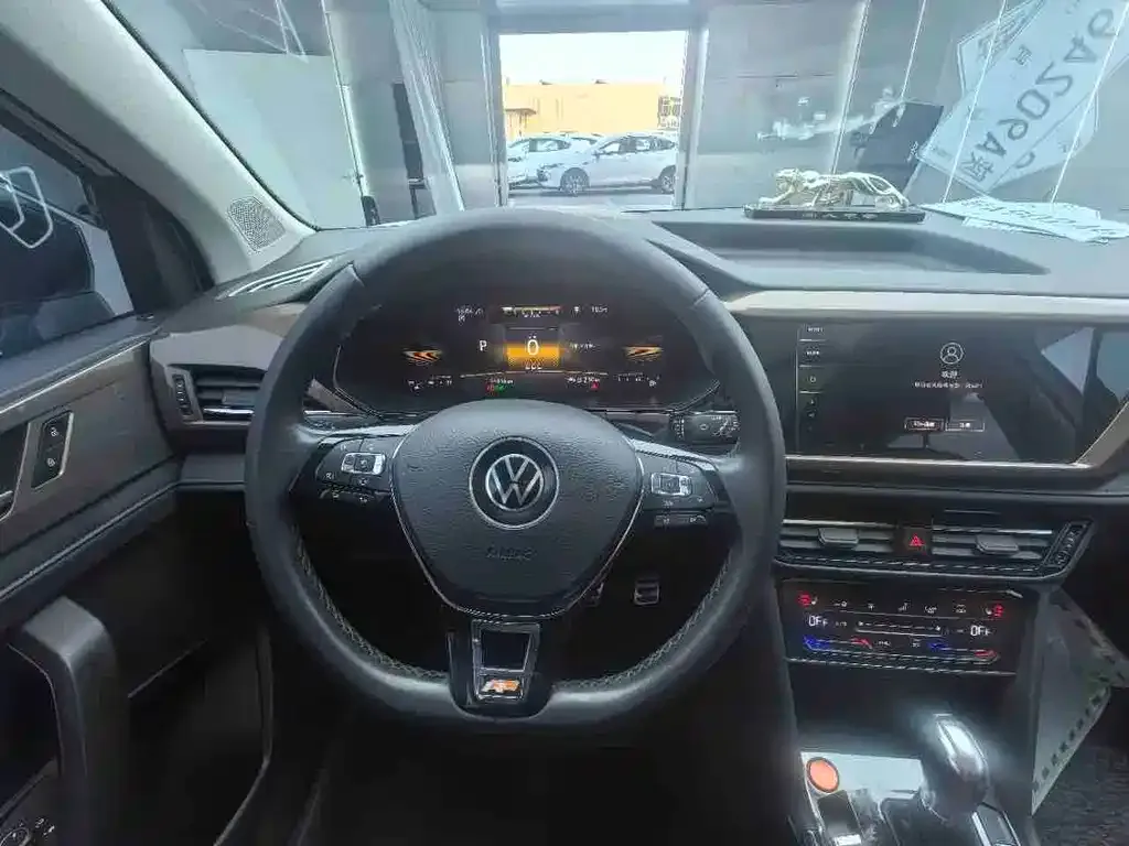 Volkswagen Tharu 2022 из CN, фото 8