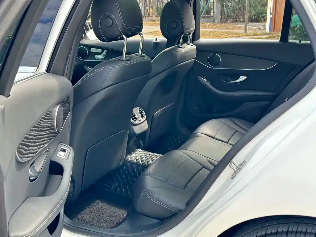 Mercedes-Benz C-Class (Import) — фото 9