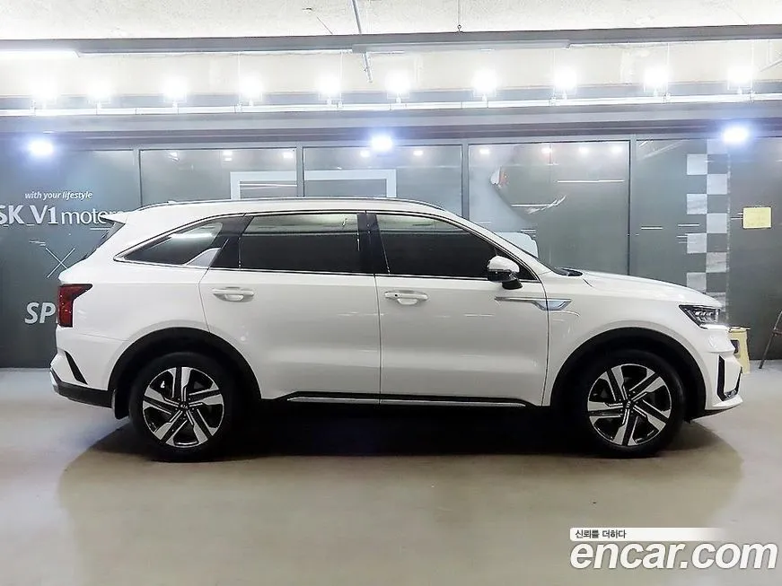 Kia Sorento — фото 9