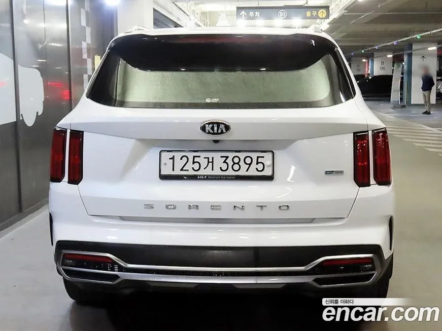 Kia Sorento — фото 5
