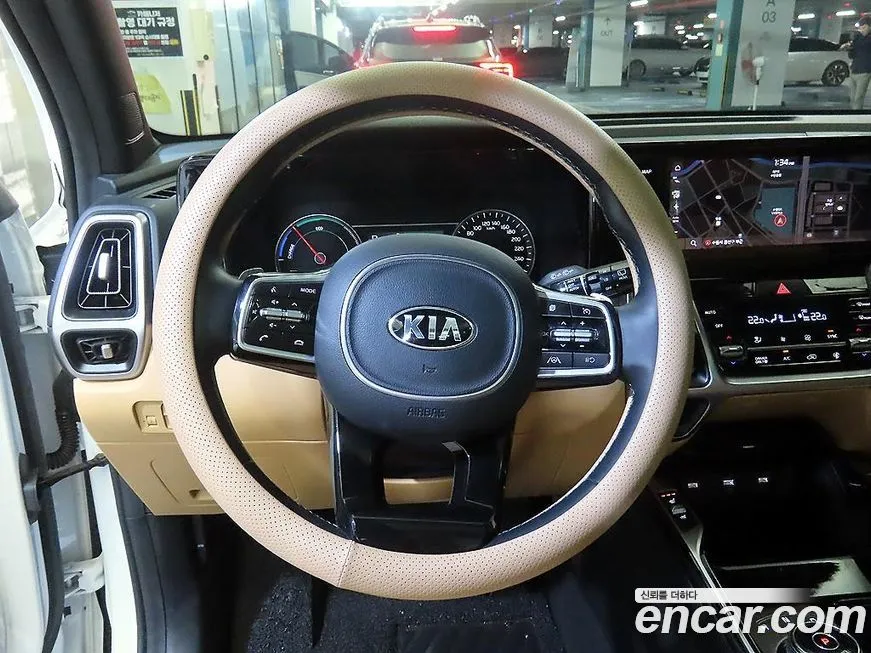 Kia Sorento — фото 7