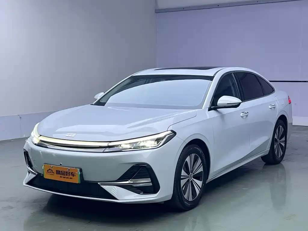 Geely 银河A7