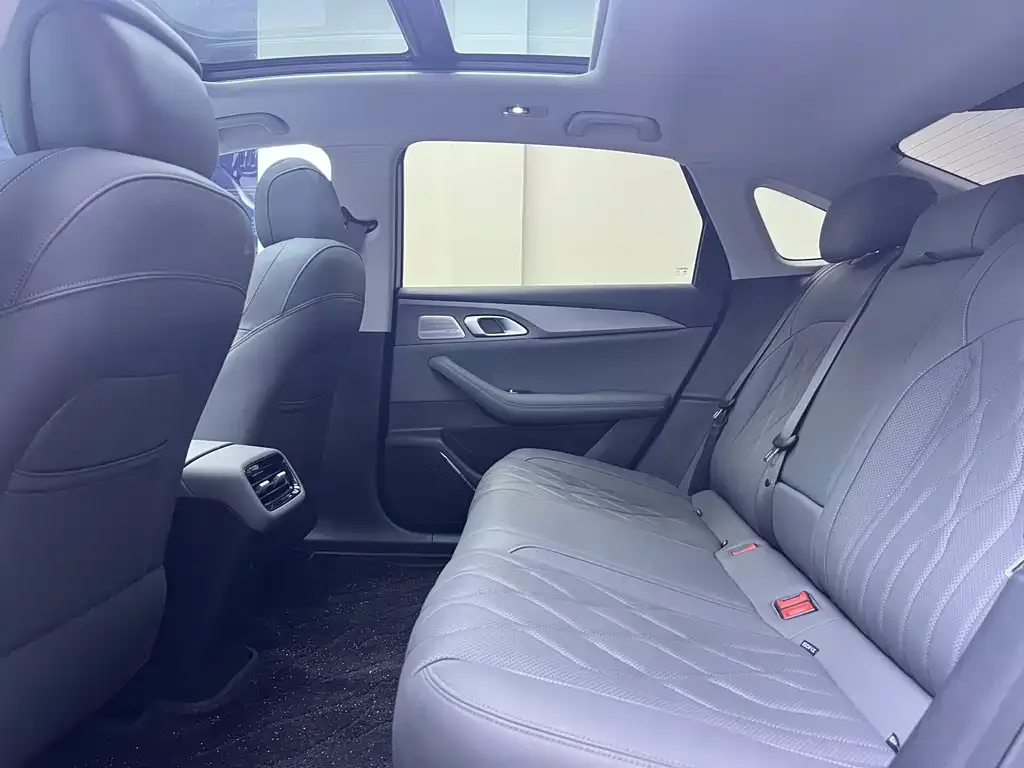 Geely 银河A7 2025 из CN, фото 10