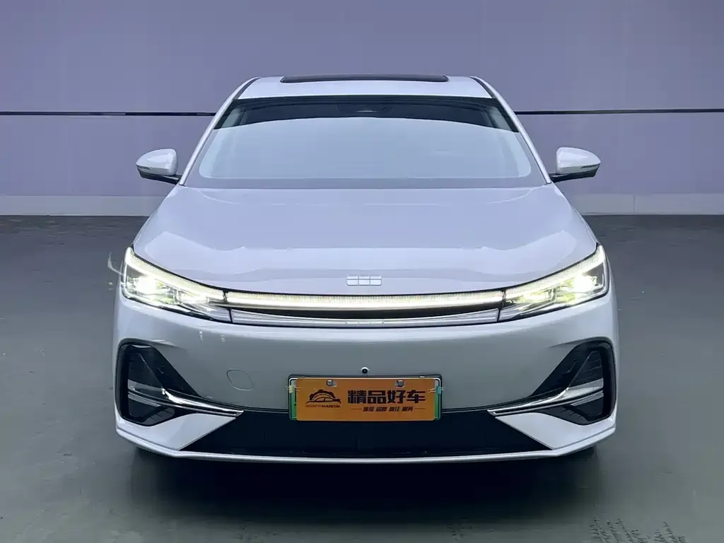 Geely 银河A7 2025 из CN, фото 2