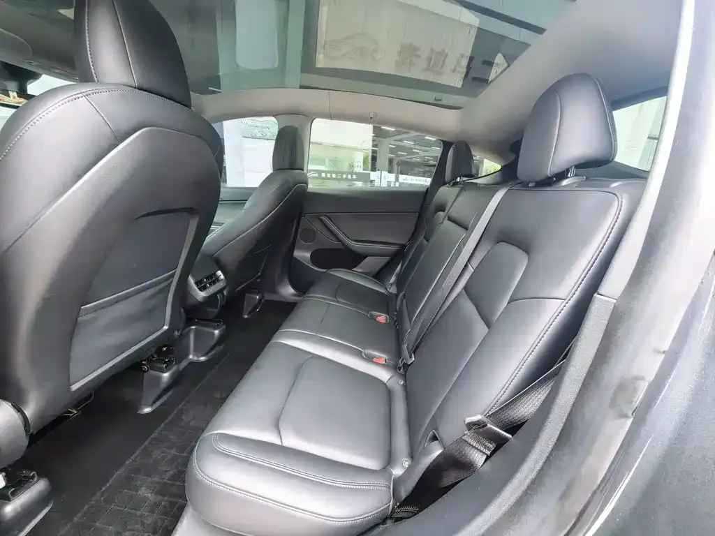 Tesla Model Y 2022 из CN, фото 8