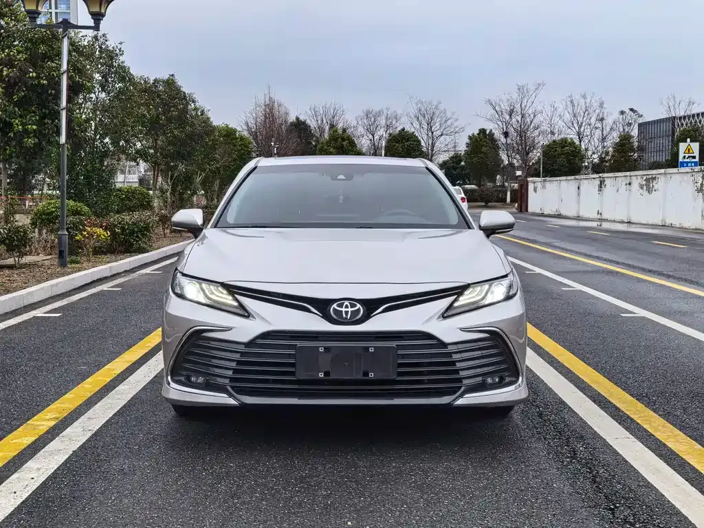 Toyota Camry 2021 из CN, фото 10