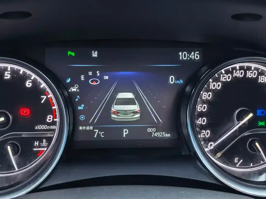 Toyota Camry 2021 из CN, фото 8